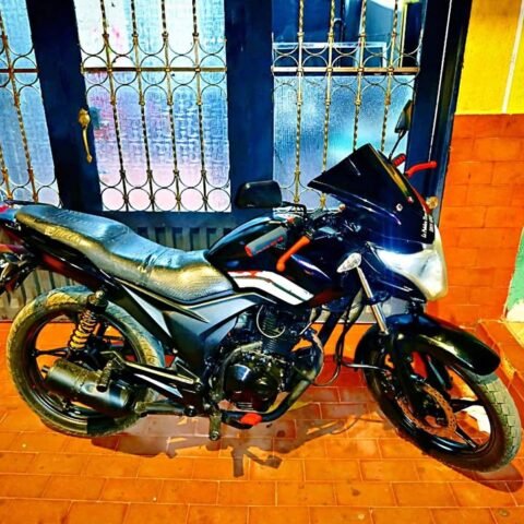 Se vende moto vivax 115