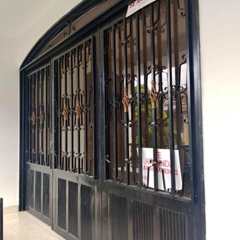 🏠✨ Se arrienda apartamento en 2° piso – Excelente ubicación